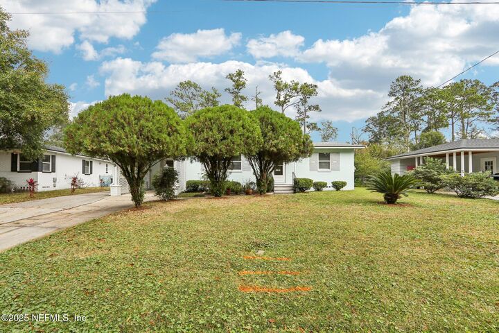 Property Photo: 4455 Water Oak Lane FL 32210