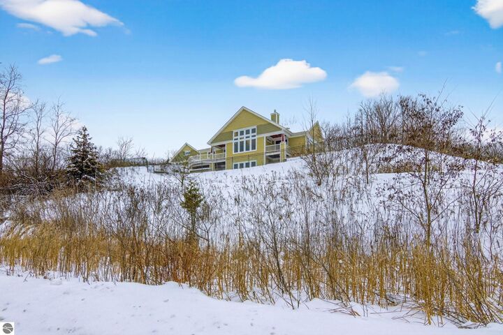 Property Photo:  9400 E Creekside Trail  MI 49684 