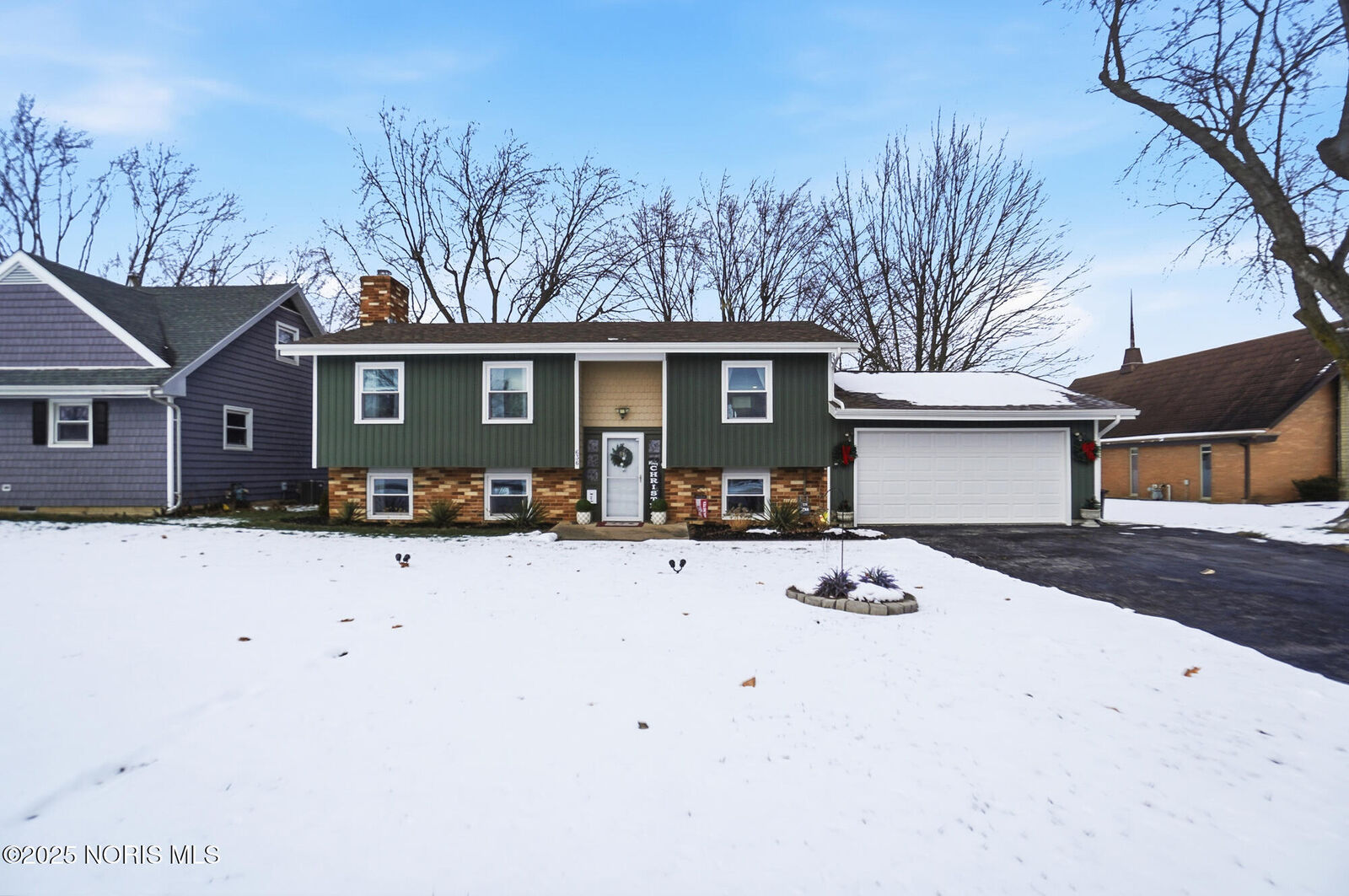 Property Photo:  636 W Melrose Avenue  OH 45840 