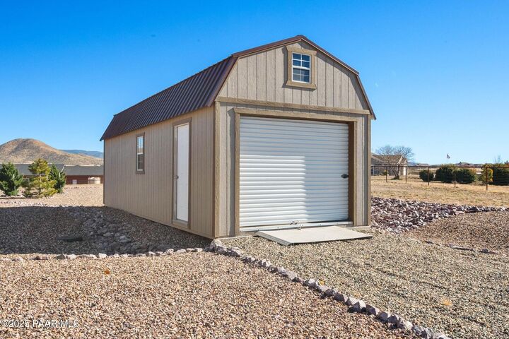 Property Photo: 8575 N Buffalo Hill Court AZ 86315