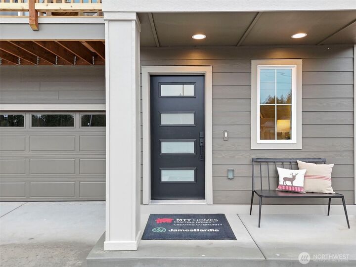 Property Photo: 18529 SE 271st Court WA 98042