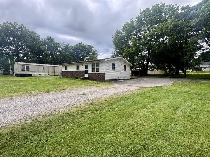 Property Photo: 115 Market Street KY 42141