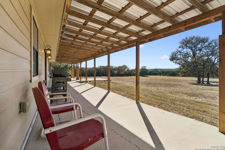 Property Photo:  383 Elm Pass Ii  TX 78010 