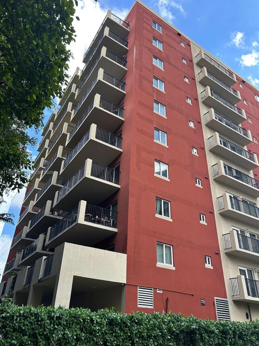 Property Photo: 3410 Coral Way 505 FL 33145