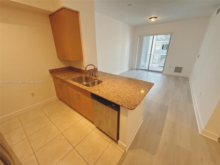 Property Photo:  1830 Radius Dr 1121  FL 33020 