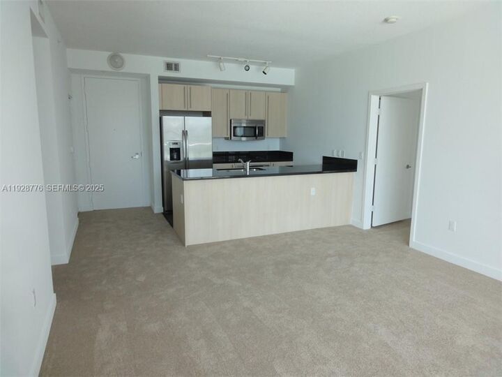 Property Photo:  79 SW 12th St 1203S  FL 33130 