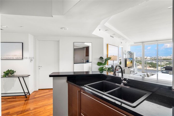 Property Photo: 450 Alton Rd 1610 FL 33139