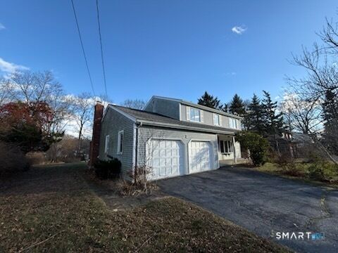 Property Photo: 122 Cornfield Road CT 06461