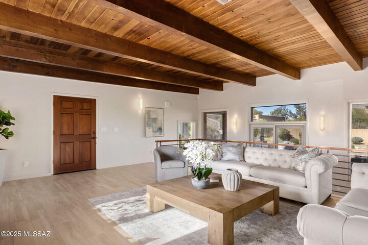 Property Photo:  5671 N Placita Stilbayo  AZ 85718 