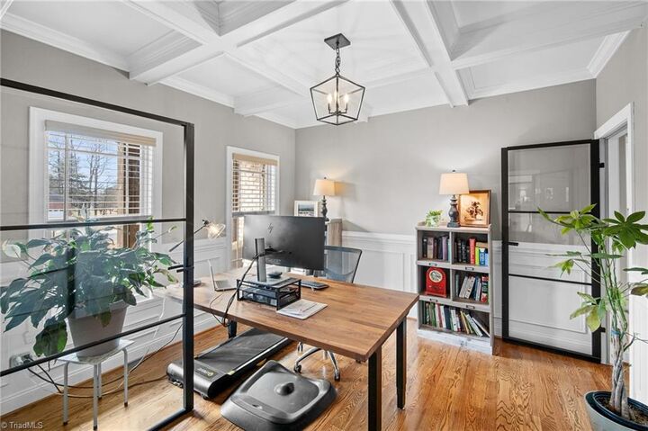 Property Photo: 119 White Oak Court NC 27295