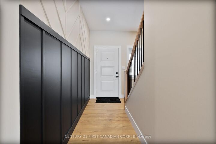 Property Photo:  25 Sheldabren Street  ON N0M 1A0 