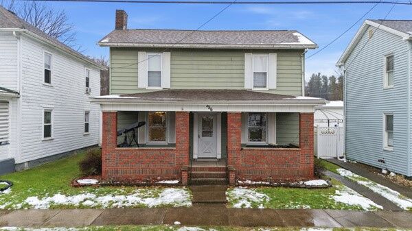 Property Photo: 356 Main St PA 16157