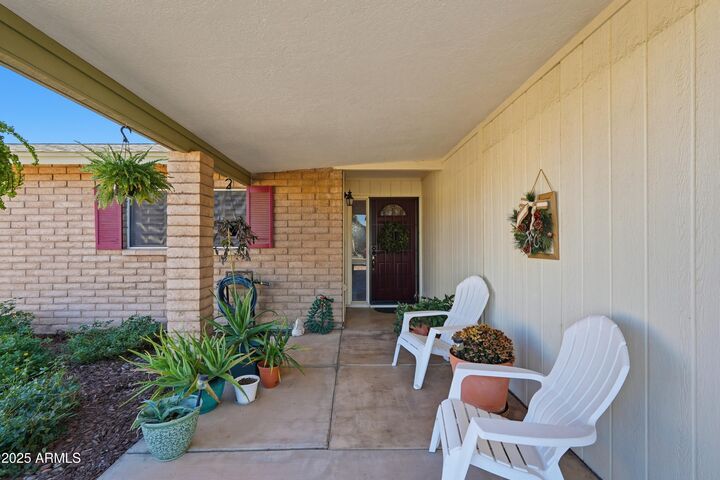 Property Photo: 7307 N 46th Circle AZ 85301