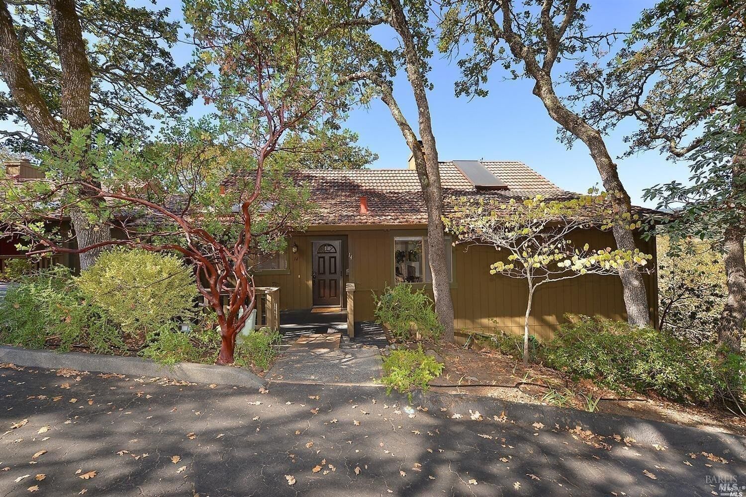 Property Photo: 14 Oak Forest Lane CA 95409