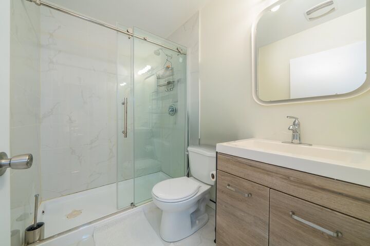 Property Photo: 1895 Rosebery Avenue BC V7V 2Z5