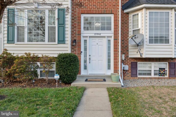 Property Photo:  10946 W Point Place  MD 20695 