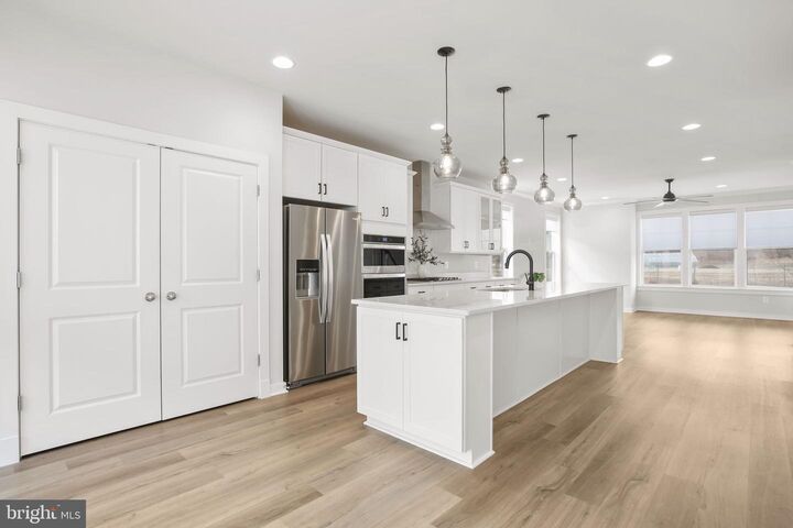 Property Photo:  301 Willis Street  VA 22401 