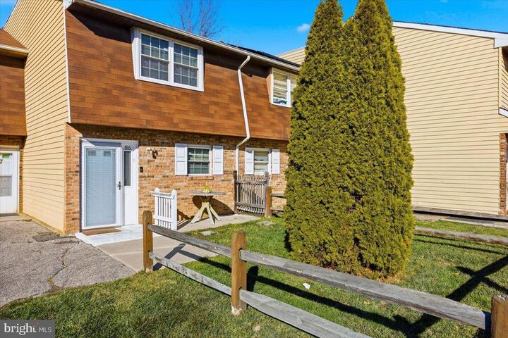 Property Photo:  86 La Cascata Tnhs  NJ 08021 