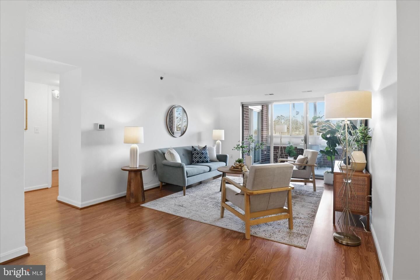 Property Photo: 2121 Jamieson Avenue 511 VA 22314