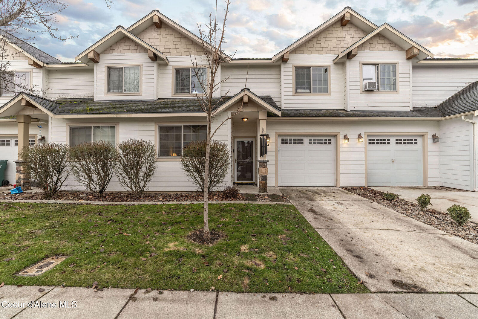 Property Photo:  1154 W Willow Lake Loop  ID 83815 