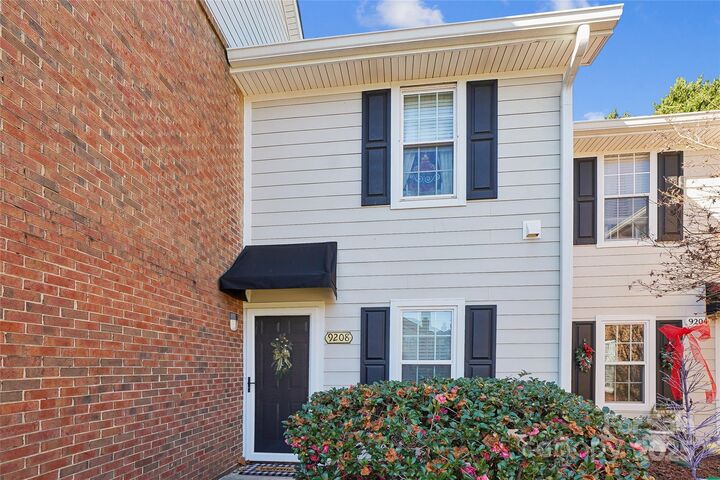 Property Photo: 9208 Kings Canyon Drive NC 28210