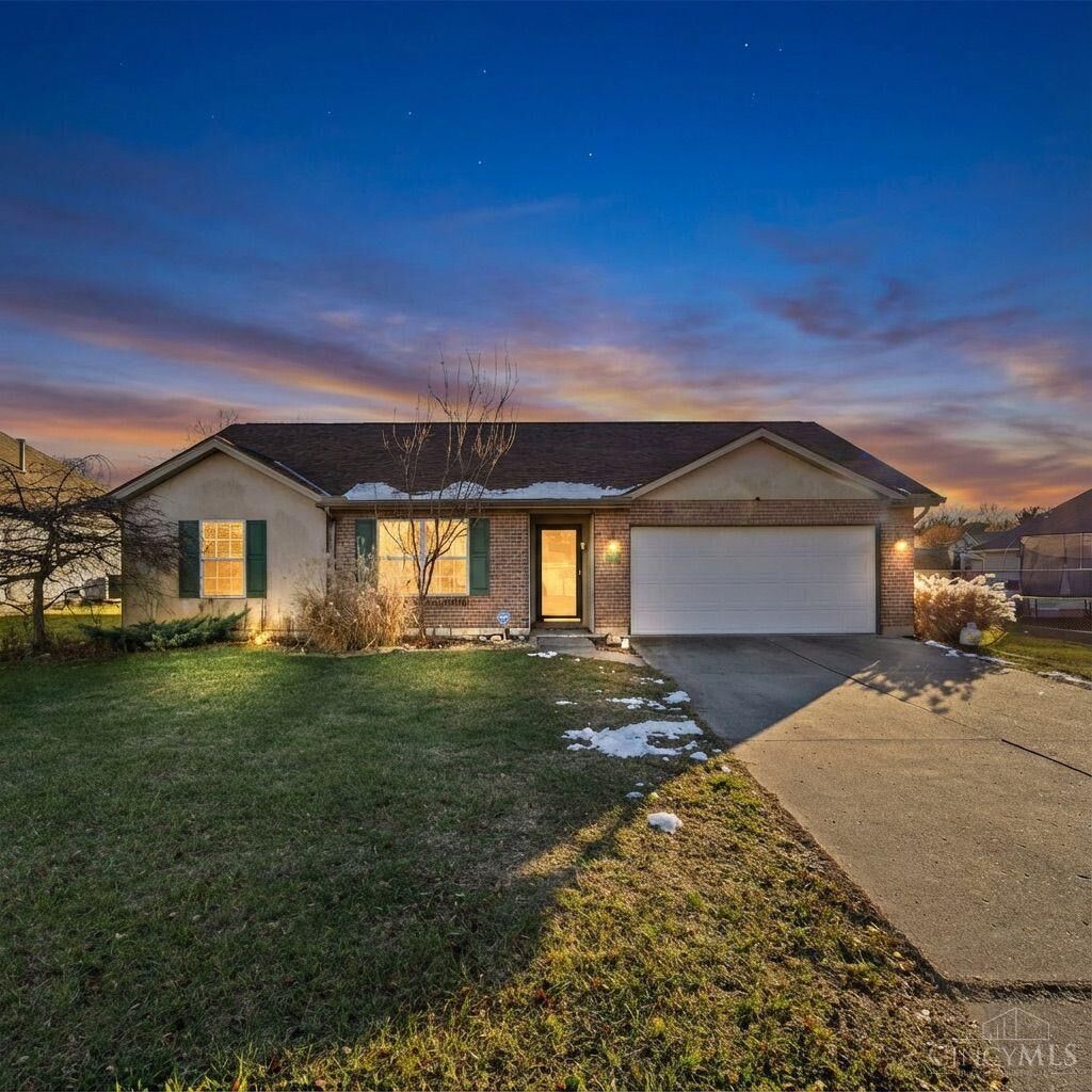 Property Photo:  115 Meeker Lane  OH 45050 