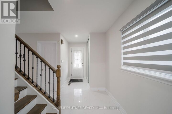 Property Photo:  8 Coltman Crescent  ON M1B 2A2 