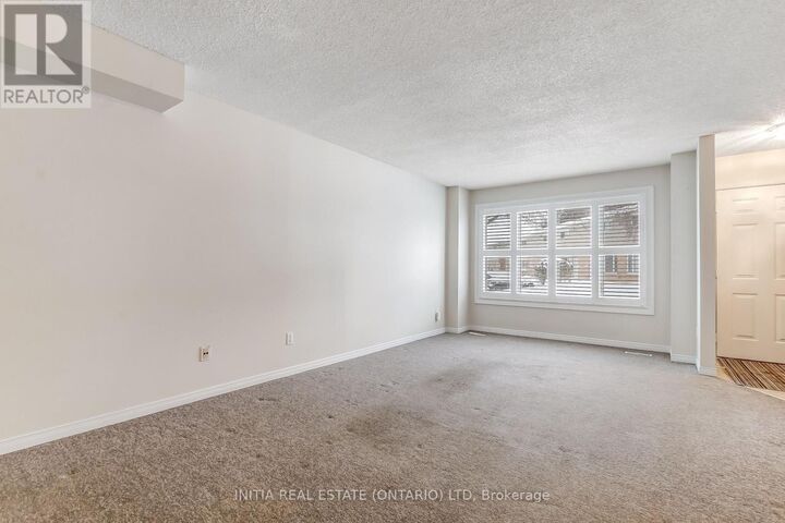 Property Photo:  320 Westminster Avenue 62  ON N6C 5H5 