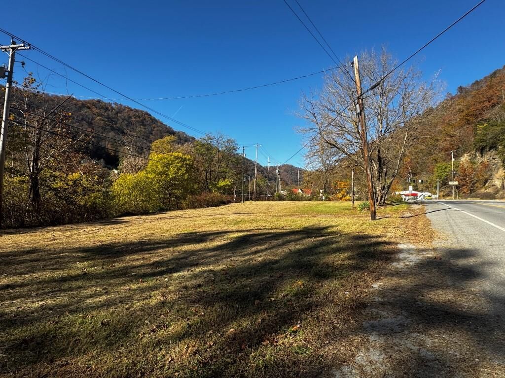 Property Photo:  10177 Regina Belcher Highway  KY 41559 