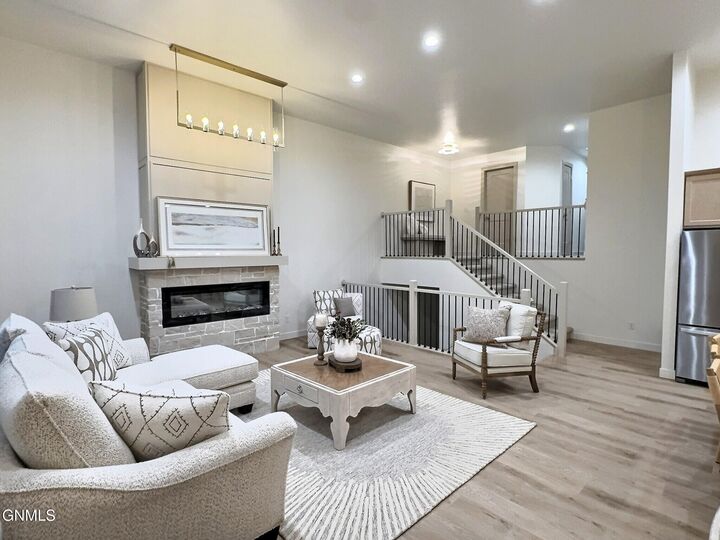 Property Photo: 918 Beretta Street NW ND 58554