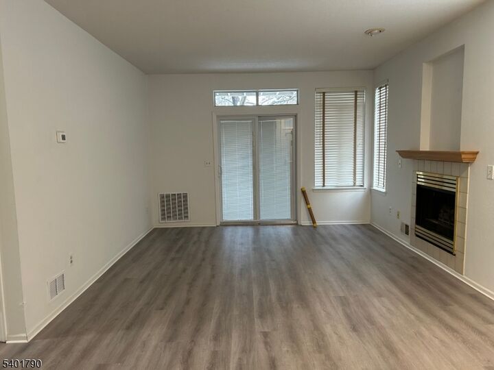 Property Photo:  65 Wentworth Road  NJ 07921 