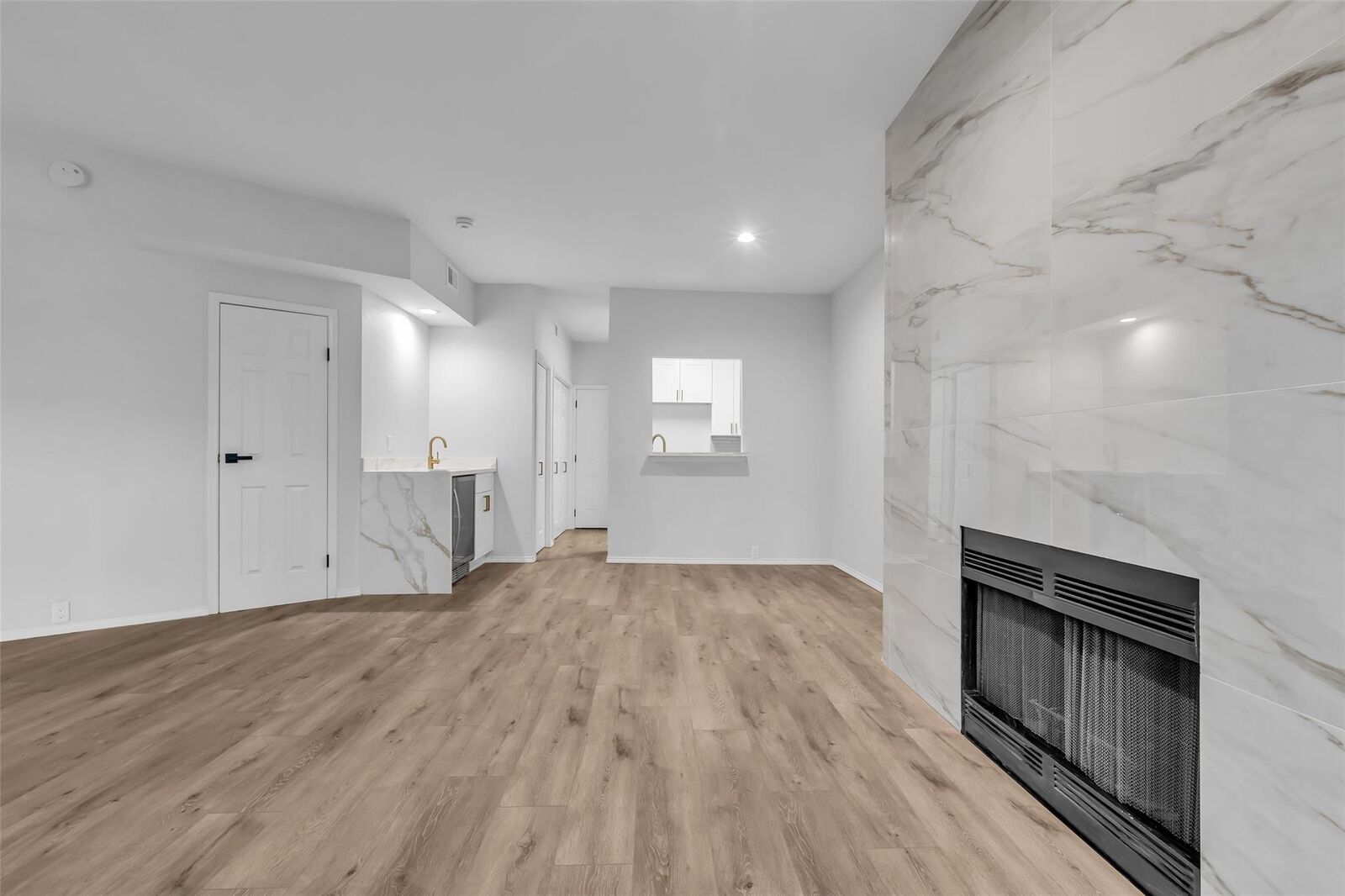 Property Photo:  4900 Floyd Street 10  TX 77007 