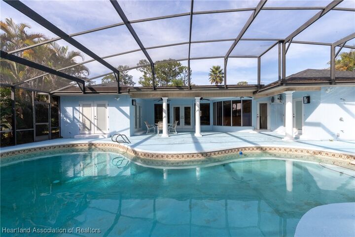 Property Photo:  4012 Sunrise Drive  FL 33872 