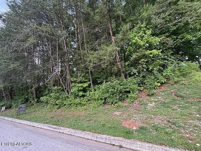 Property Photo:  1012 Saint Johns Drive  TN 37801 