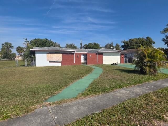 Property Photo: 801 Quintilian Avenue FL 32809