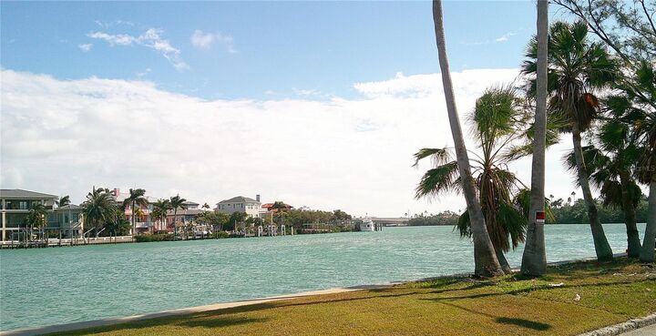 Property Photo:  3575 Gulf Boulevard 301  FL 33706 