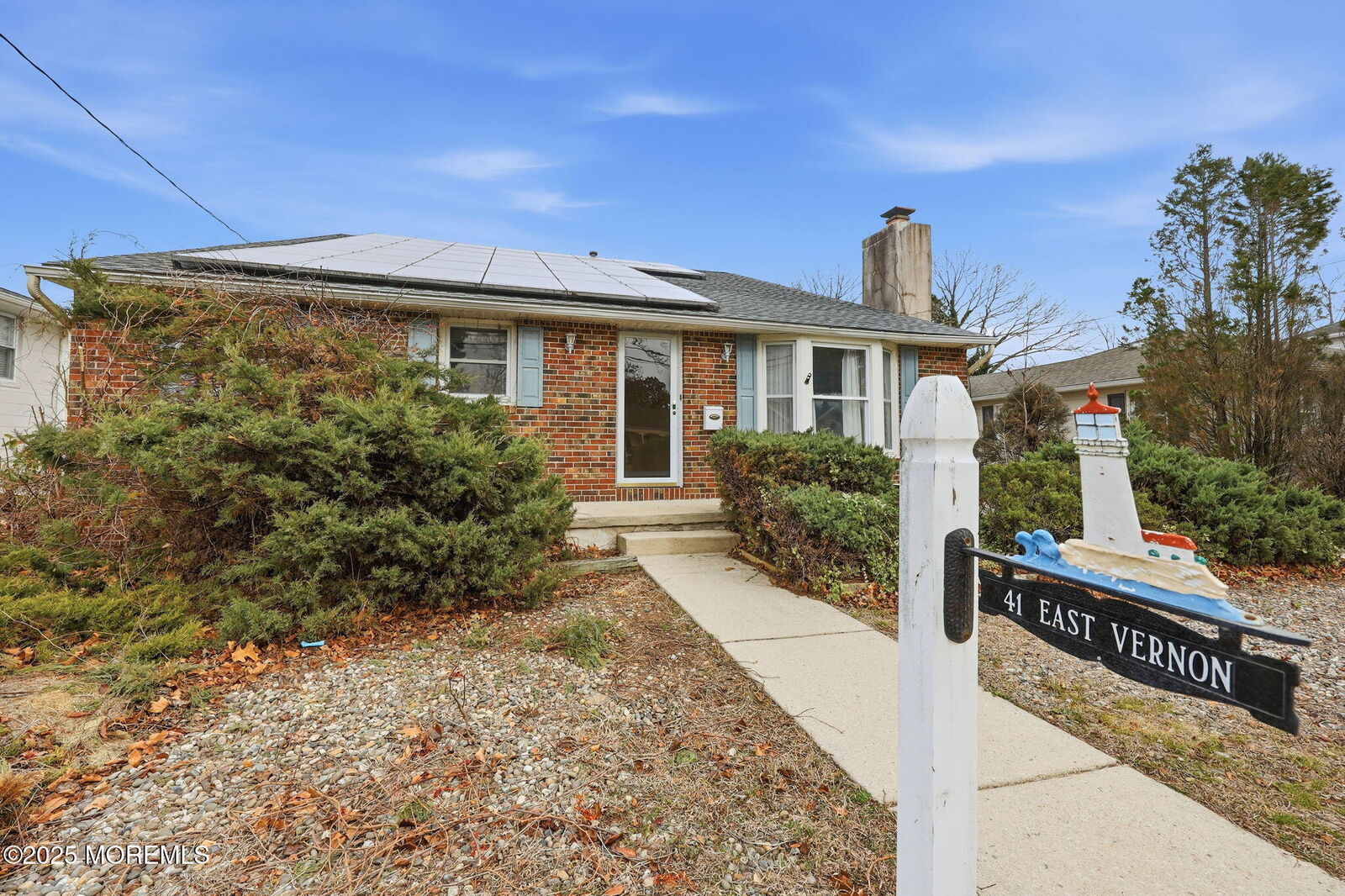 Property Photo:  41 E Vernon Avenue E  NJ 08225 