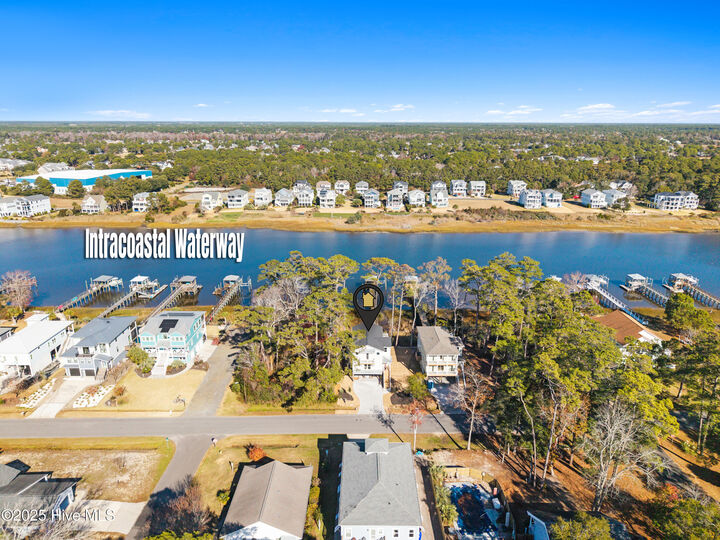 Property Photo: 3704 E Yacht Drive NC 28465