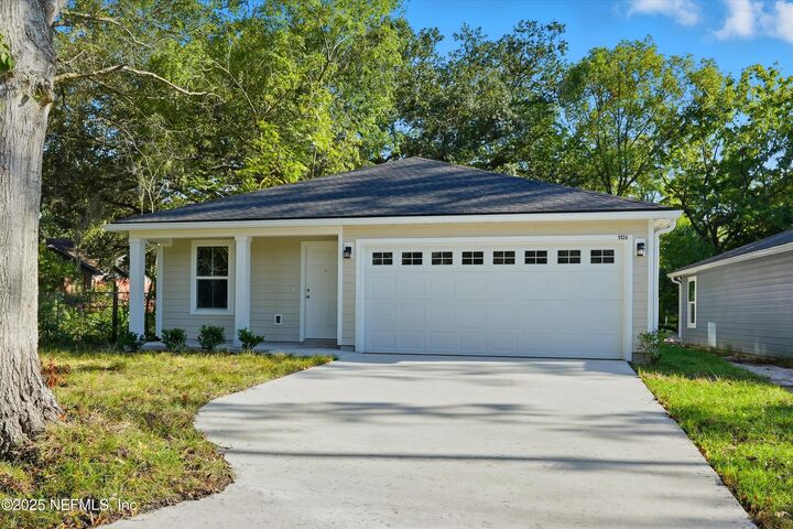 Property Photo:  5124 Shenandoah Avenue  FL 32254 
