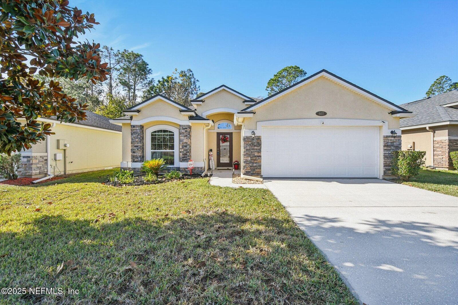 Property Photo: 607 Glendale Lane FL 32065