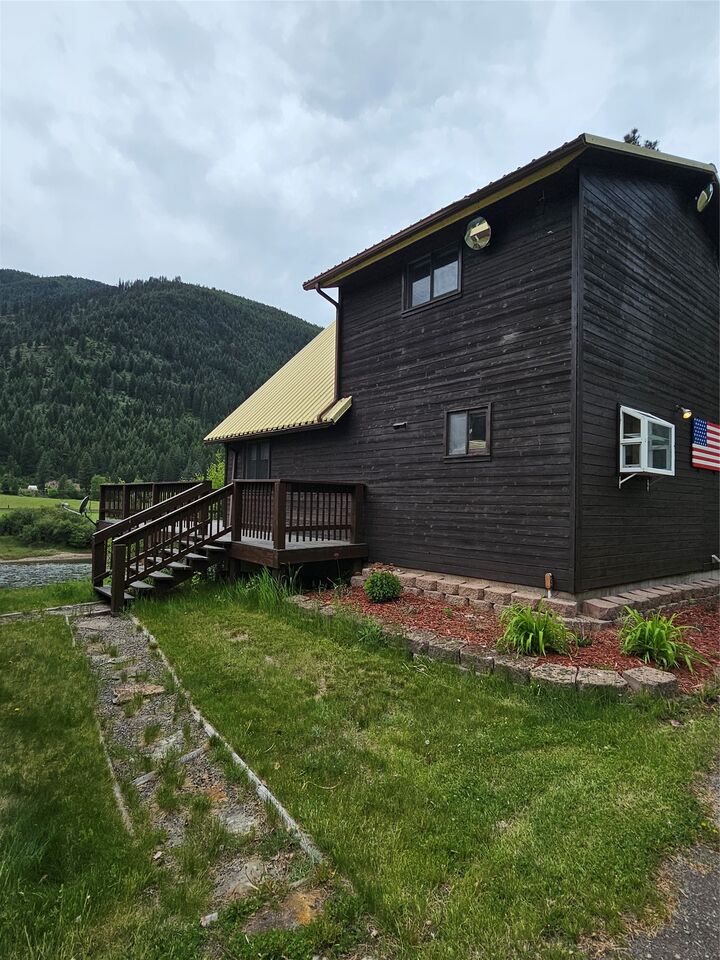 Property Photo:  48 Sloway Frontage Road E  MT 59872 