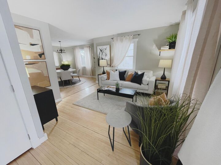 Property Photo:  670 Cherokee Avenue  MN 55107 