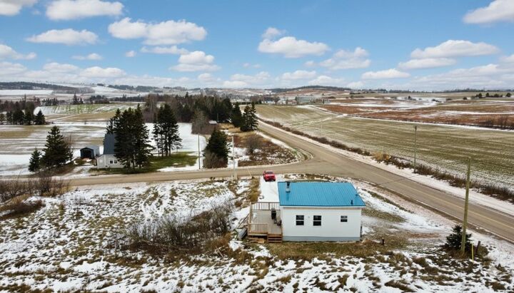 Property Photo:  583 Burlington Road  PE C0B 1M0 