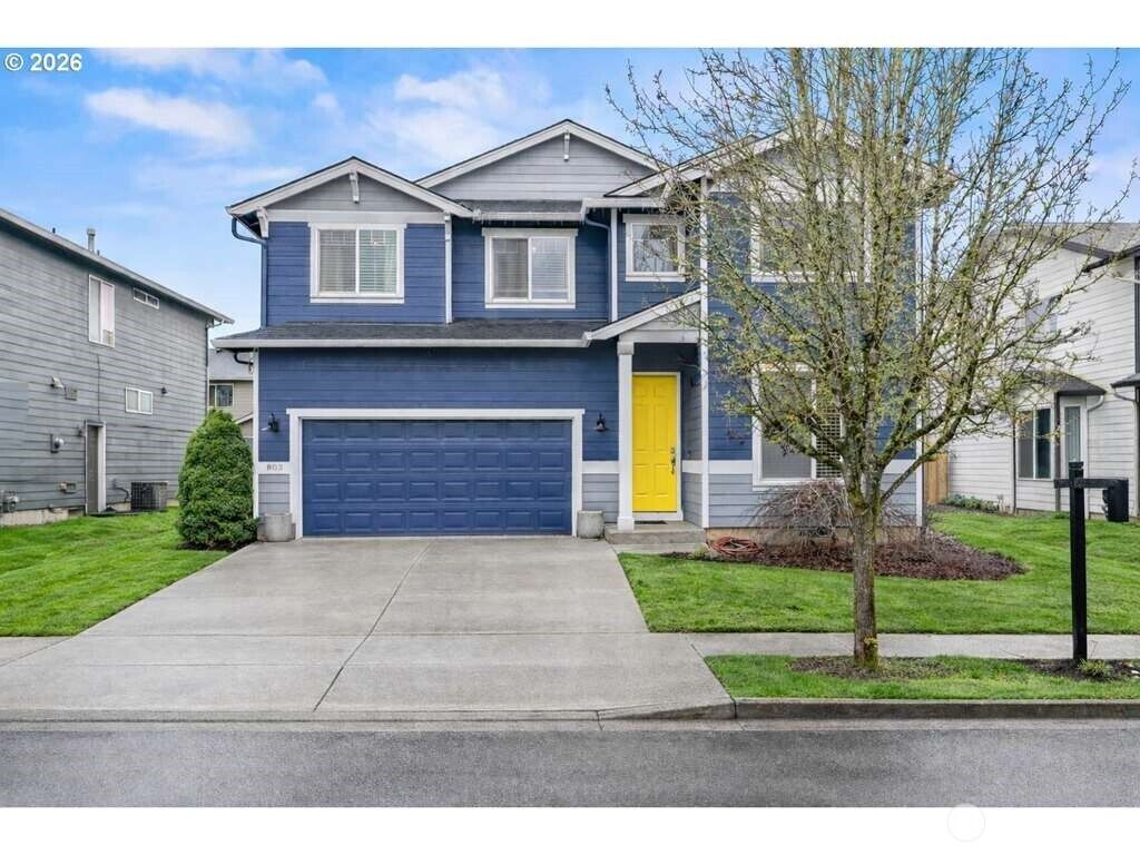 Property Photo:  803 SE 11th Way  WA 98604 