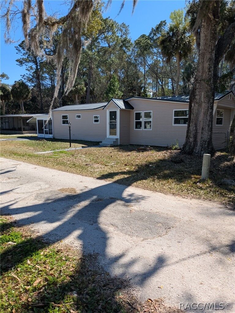 Property Photo:  8340 W Amelia Court  FL 34448 