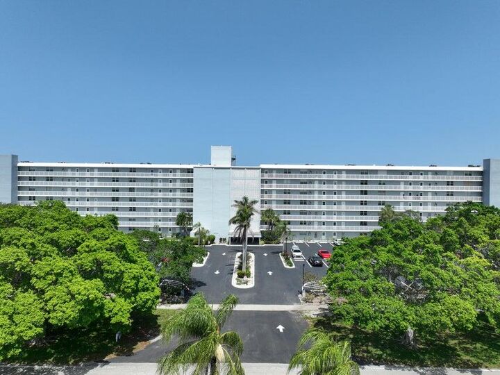 Property Photo: 5500 NW 2nd Avenue 418 FL 33487