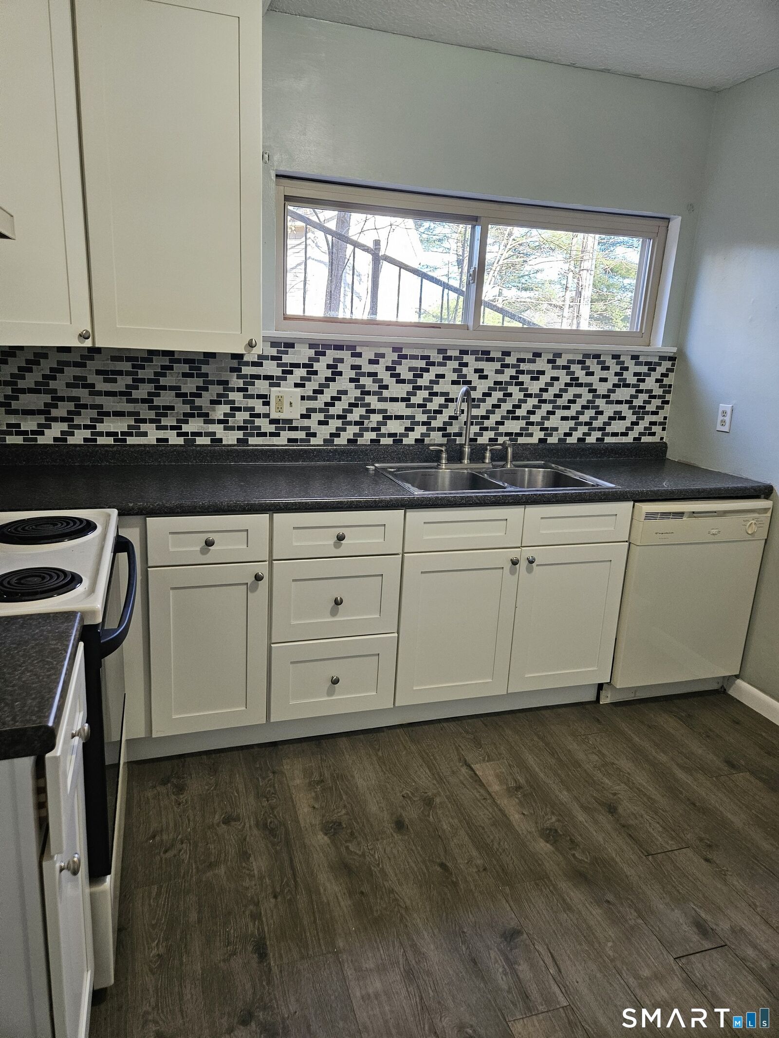 Property Photo: 150 Sheraton Lane 150 CT 06360