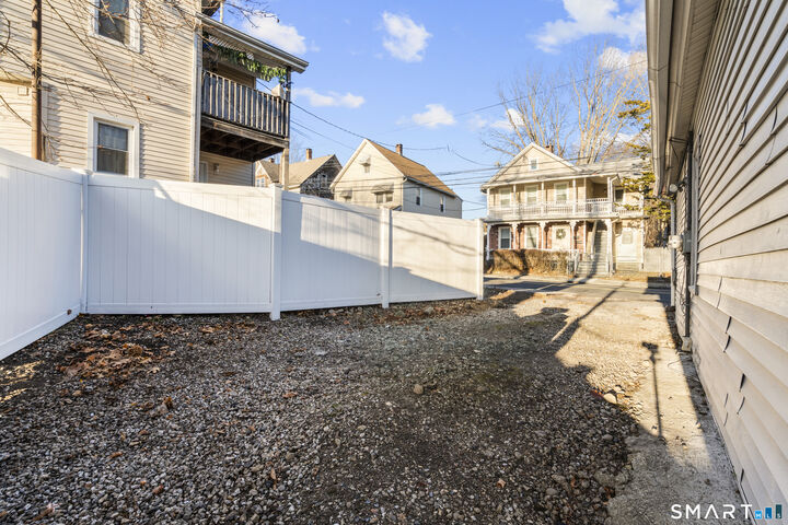 Property Photo:  257 North State Street  CT 06401 