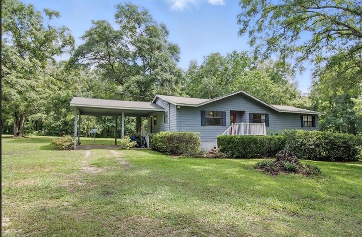 Property Photo: 11906 Tung Grove FL 32317