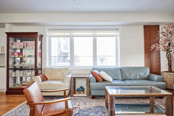 Property Photo: 70 Baynes Way 8 ON L3Z 4M3